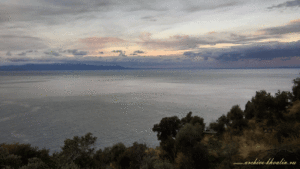 Прощальный взгляд из келии св. Модеста на Эгейское море.
